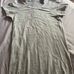 Lululemon white swiftly tech